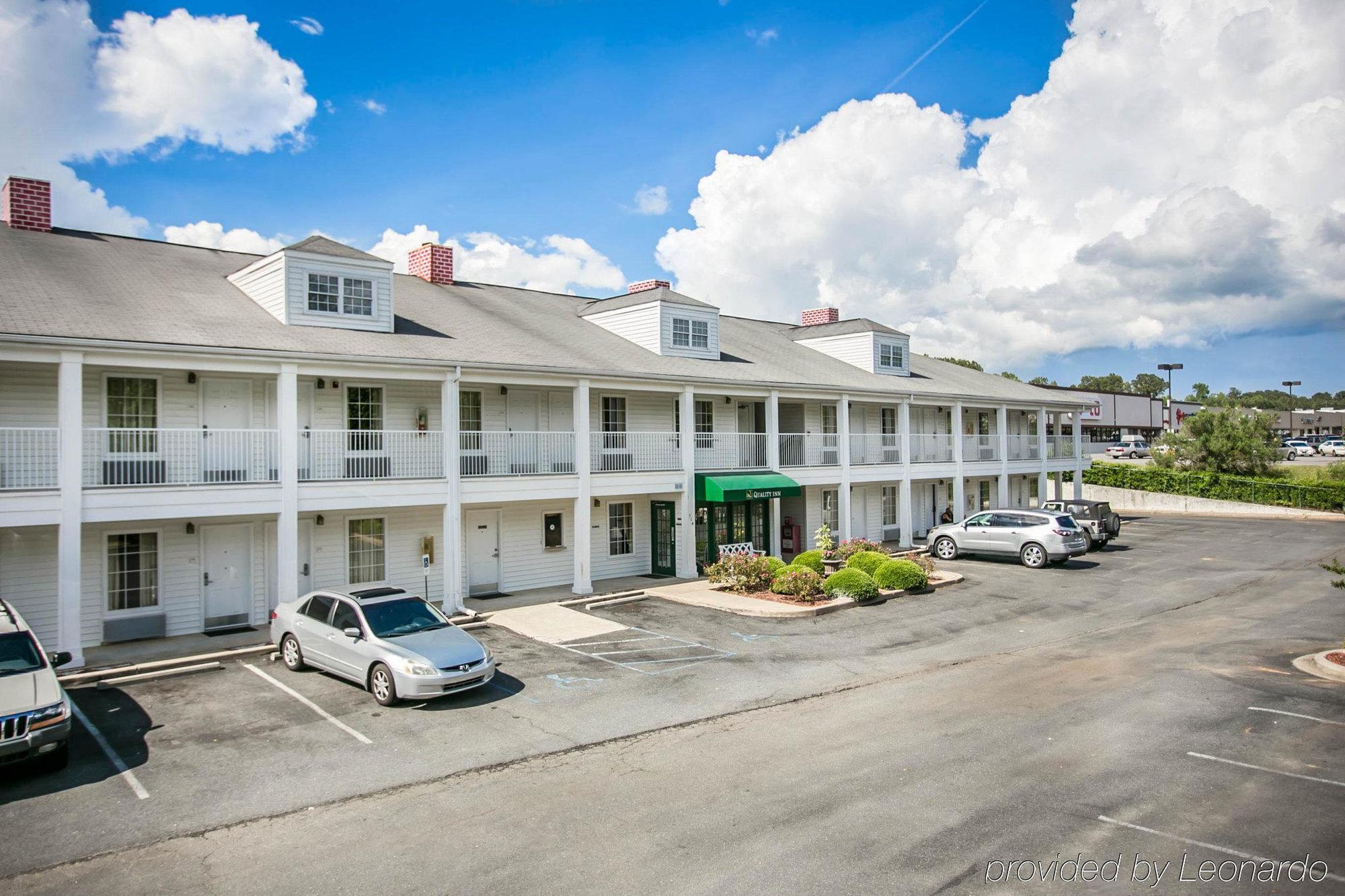 Quality Inn Lancaster Exterior photo